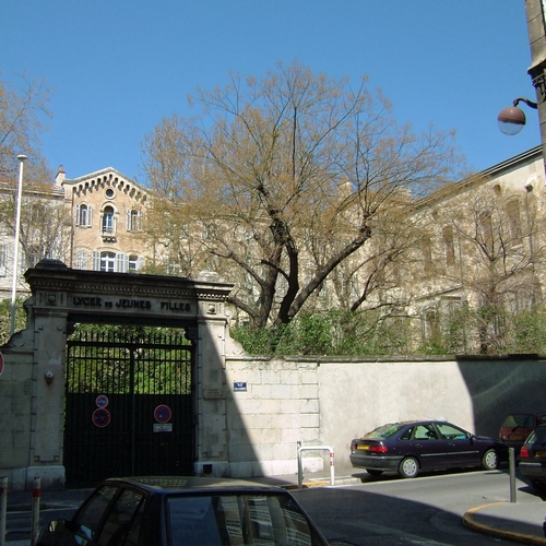 College longchamp Rue Jean de Bernardy